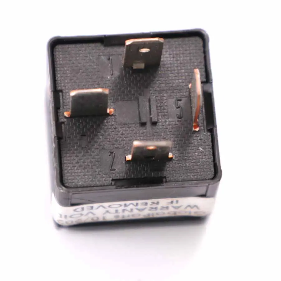 Relé 643 Unidad Módulo 4 Pines para Audi VW Volkswagen Seat con número de pieza 8K0951253 Audi VW Volkswagen Seat Relé 643 Unidad Módulo 4 Pines - SKU 8K0951253 - Número de pieza 8K0951253