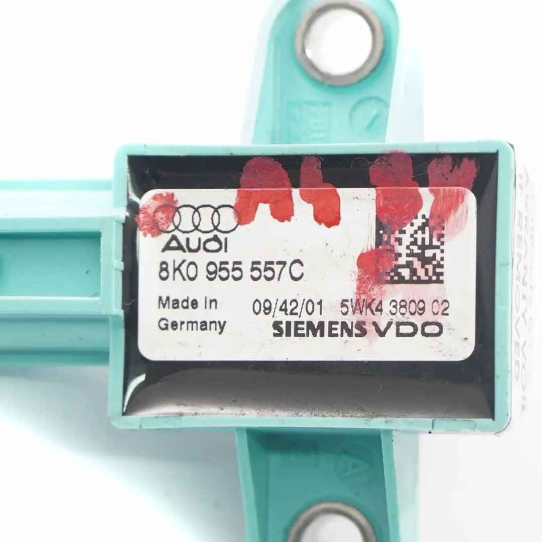 Audi A4 B8 Impatto Da Urto Sensor Unit Modulo Aria - SKU 8K0955557C - Numero di parte 8K0955557C