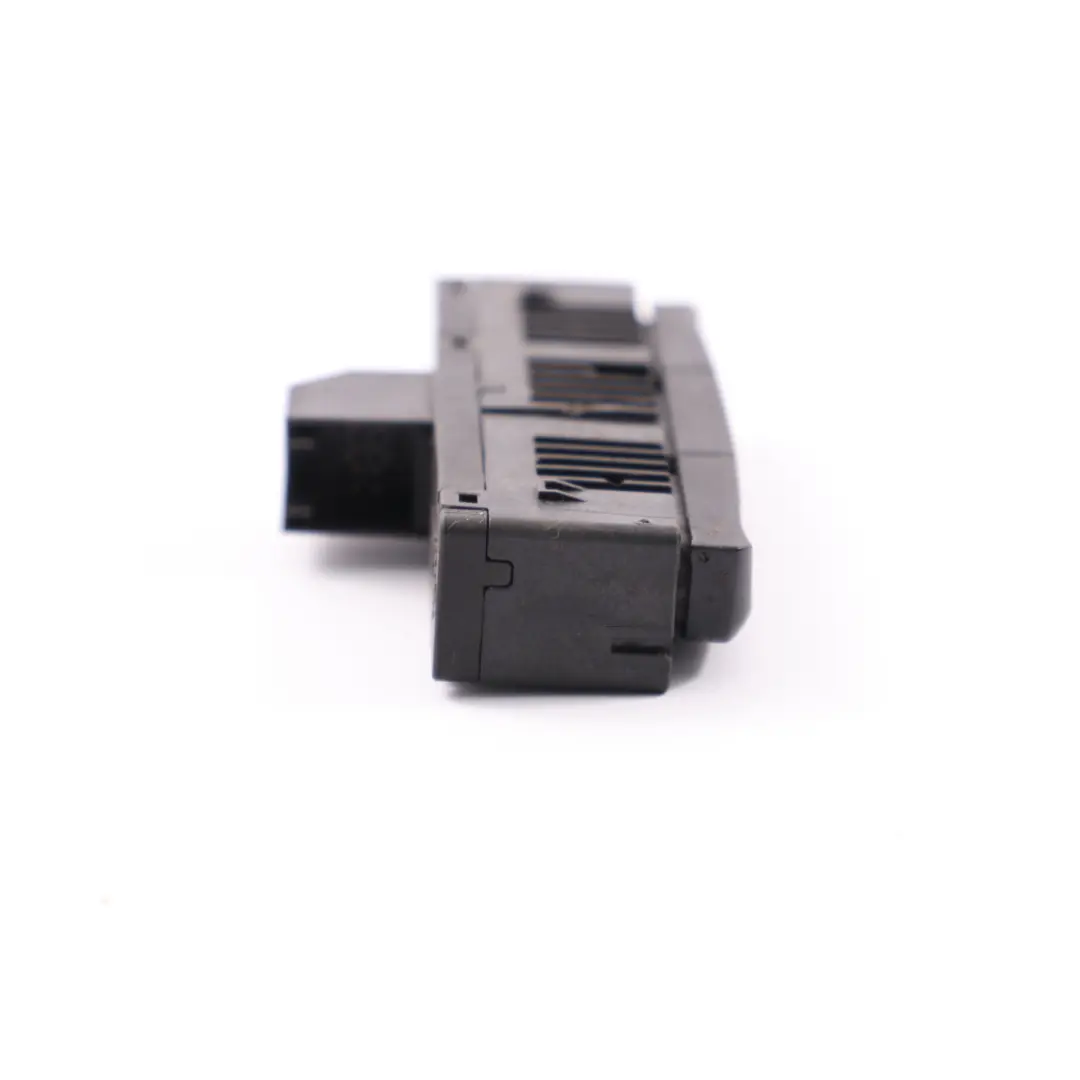 Pannello interruttori ESP OFF Pulsante pannello per Audi A4 B8 con numero di parte 8K0959673 Audi A4 B8 Pannello interruttori ESP OFF Pulsante pannello - SKU 8K0959673 - Numero di parte 8K0959673