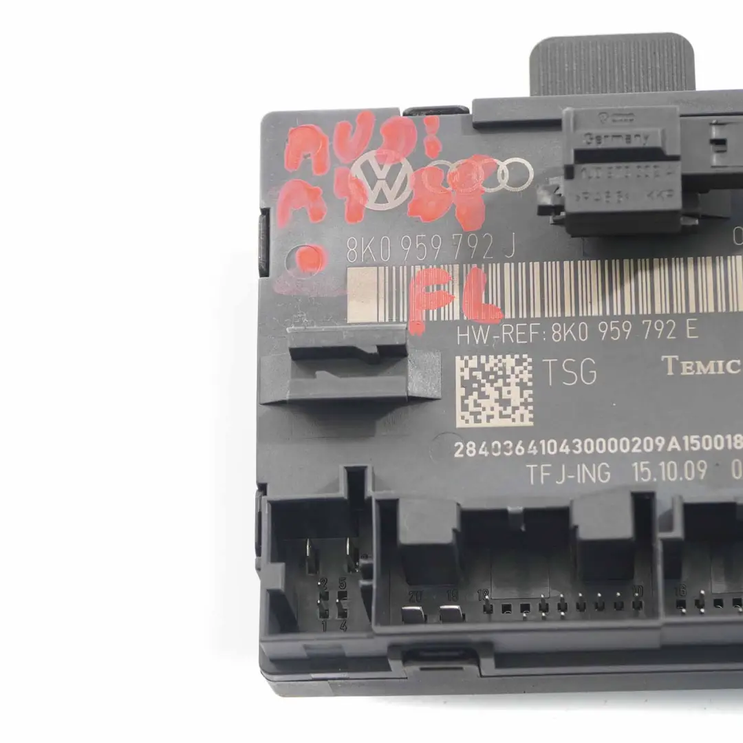 Audi A4 B8 Moduł Drzwi Lewy Przód - SKU 8K0959792J - Numer Części 8K0959792J