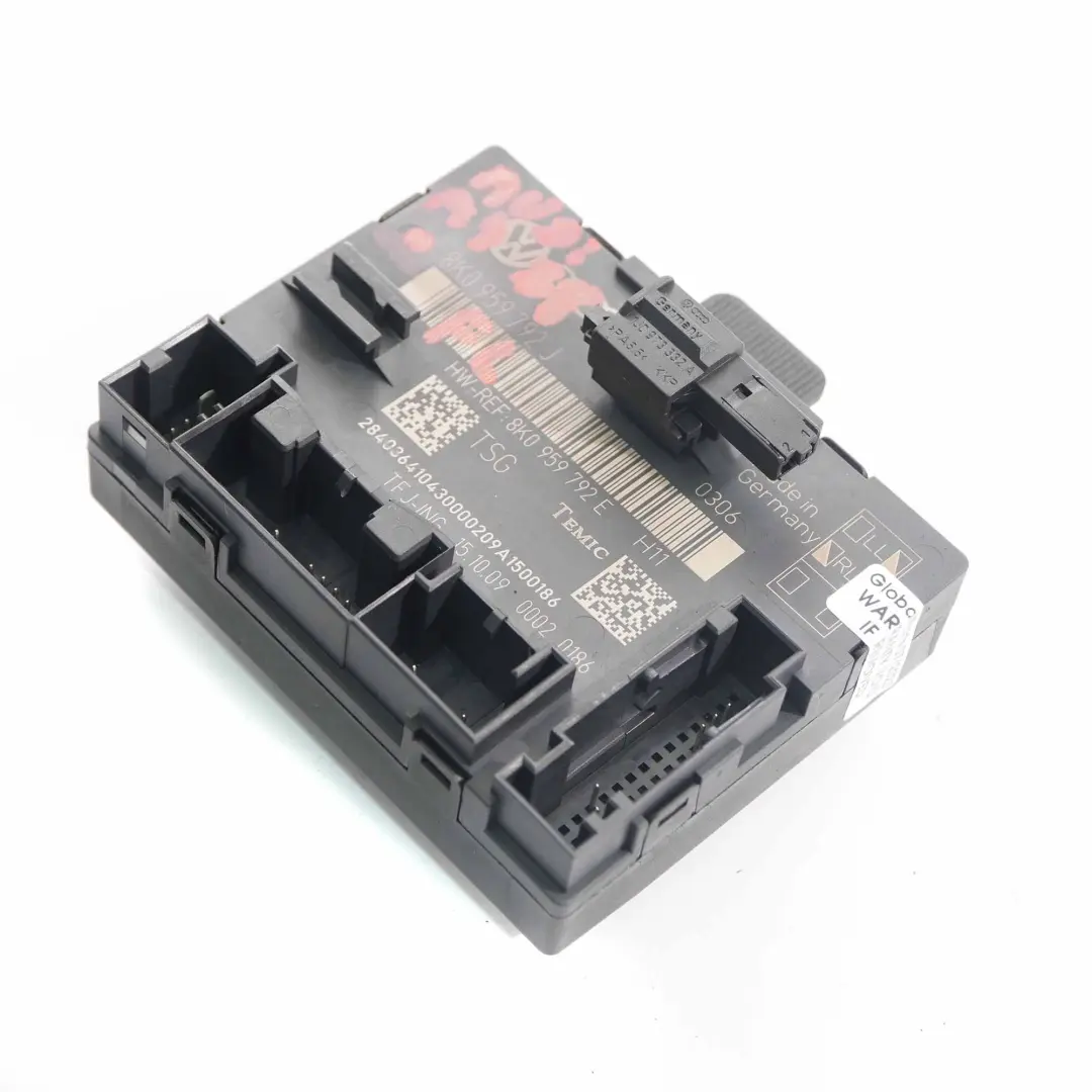 Modulo porta anteriore sinistra Modulo unità controllo ECU per Audi A4 B8 con numero di parte 8K0959792J Audi A4 B8 Modulo porta anteriore sinistra Modulo unità controllo ECU - SKU 8K0959792J - Numero di parte 8K0959792J