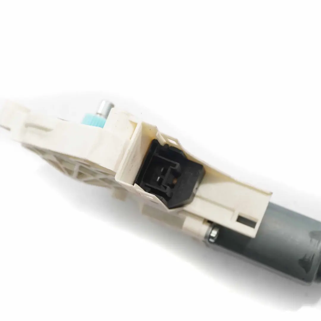 Audi A4 B8 Moteur du lève-personne vitre de porte avant gauche - SKU 8K0959801A - Numéro de pièce 8K0959801A