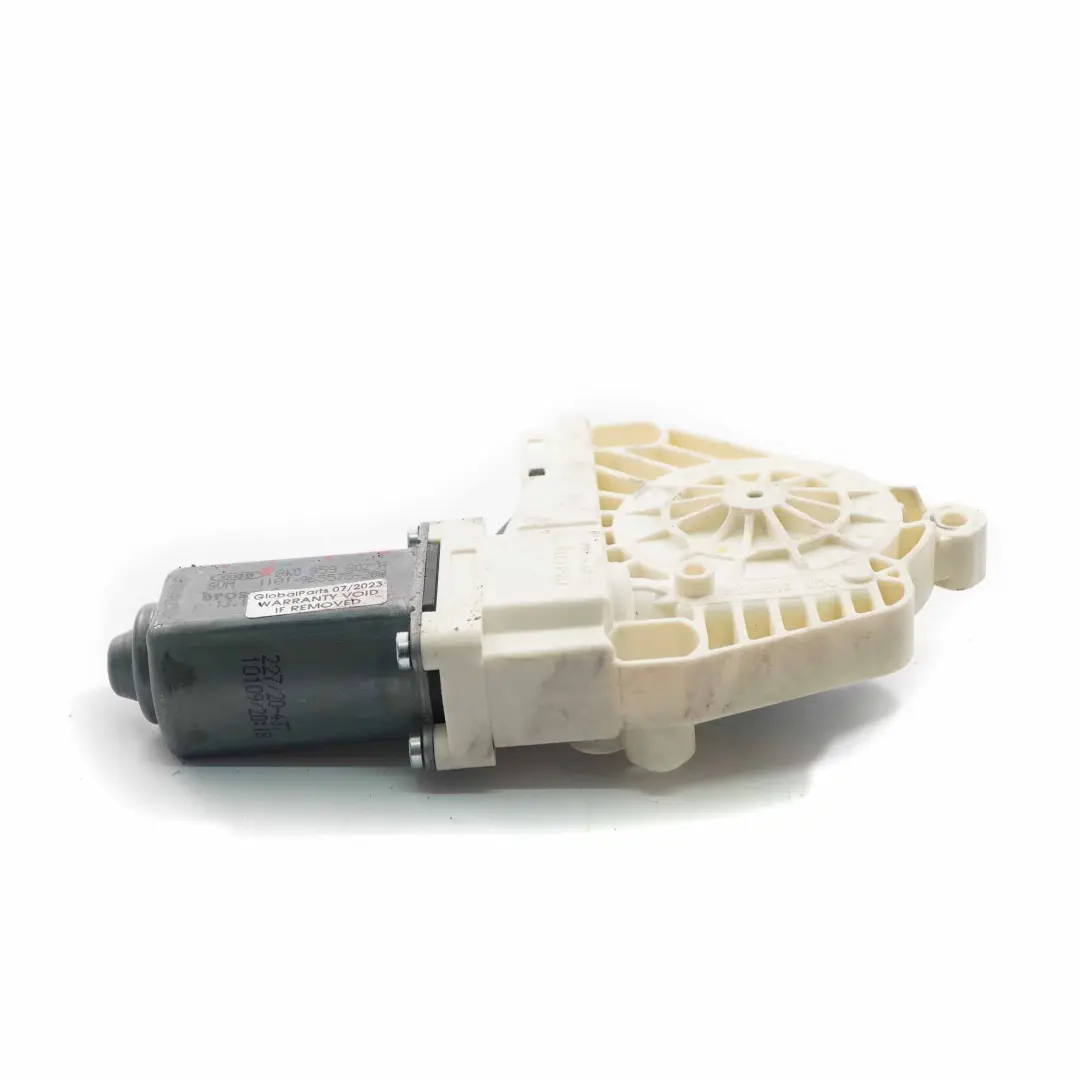 Motor Elevador Audi A4 B8 Delantero Derecho Puerta Accionamiento - SKU 8K0959802A - Número de pieza 8K0959802A