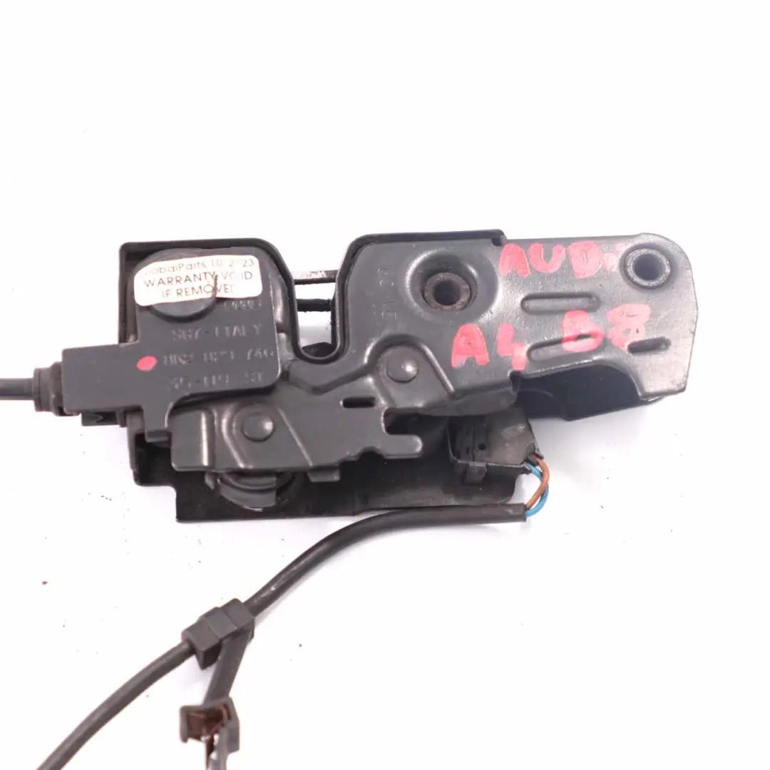 Hood Bonnet Lock Latch Catch Release Bowden Cable to Audi A4 B8 with Part number 8K2823746 Audi A4 B8 Hood Bonnet Lock Latch Catch Release Bowden Cable - SKU rhd-8K2823746 - Part number 8K2823746