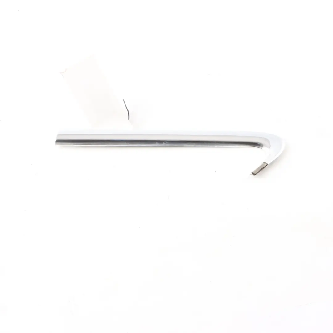 Ventana Trasera Exterior Tira Moldura Cromada Derecha para Audi A4 B8 con número de pieza 8K5853346C Audi A4 B8 Ventana Trasera Exterior Tira Moldura Cromada Derecha - SKU 8K5853346C - Número de pieza 8K5853346C
