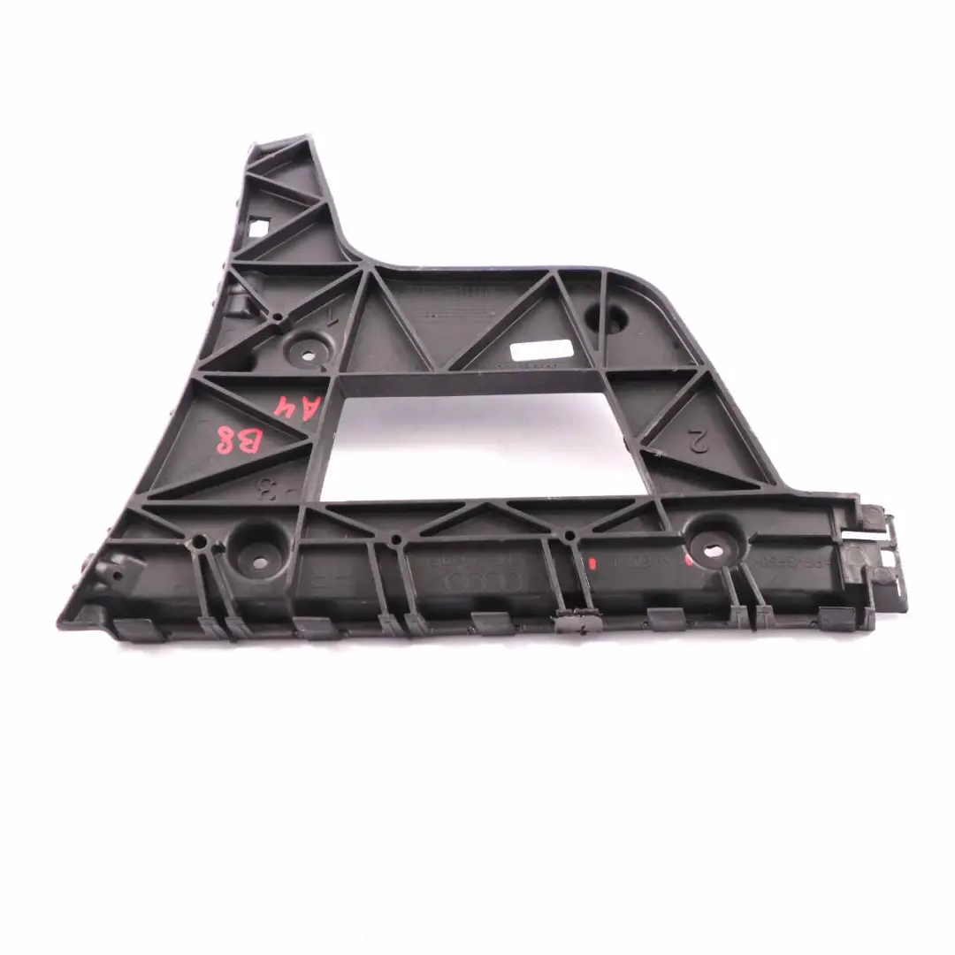 Soporte de parachoques lateral Guía trasera derecha para Audi A4 B8 Avant con número de pieza 8K9807454 Audi A4 B8 Avant Soporte de parachoques lateral Guía trasera derecha - SKU 8K9807454 - Número de pieza 8K9807454