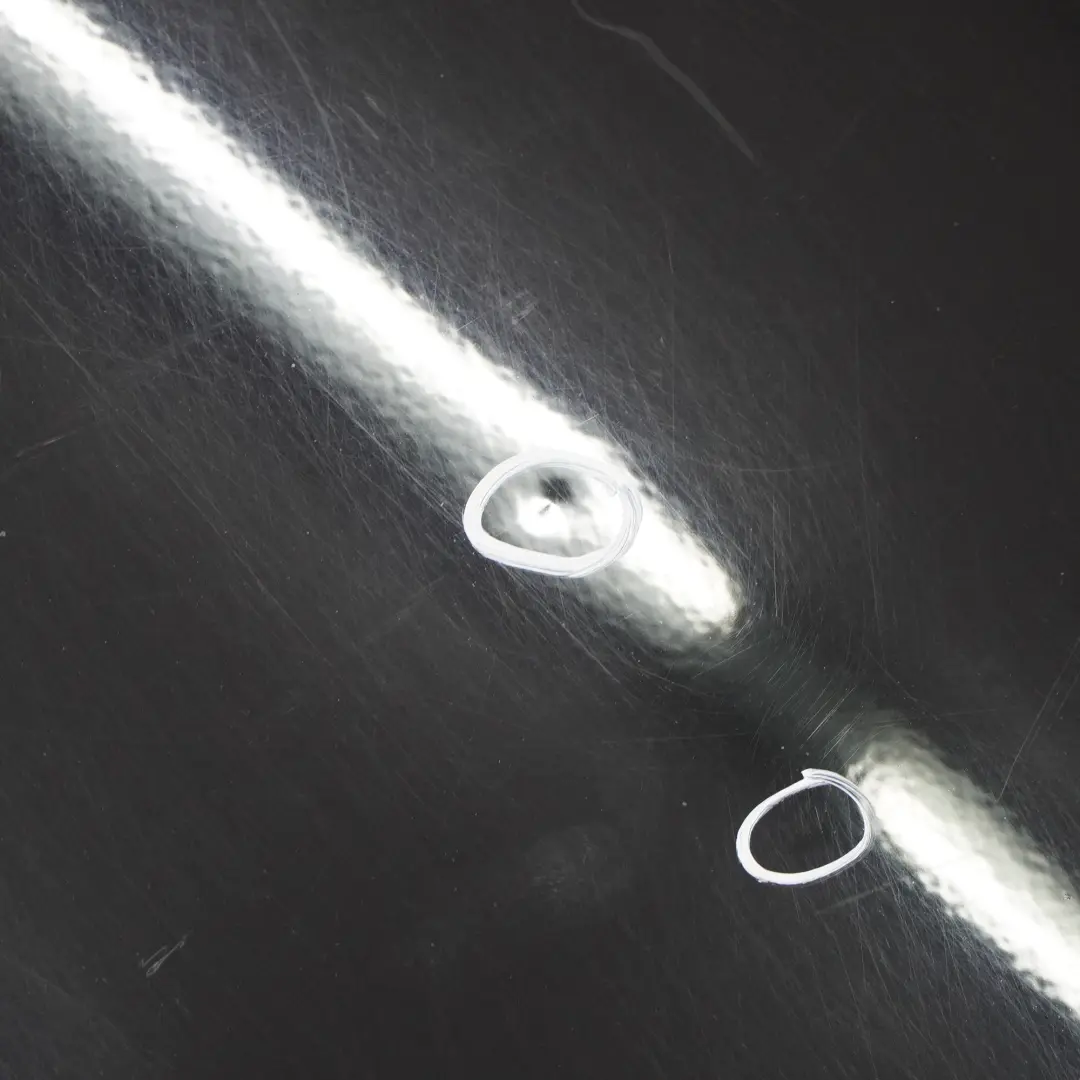 arriere gauche Noir brillant - LY9B pour Audi A4 B8 Avant Porte à propos du numéro de pièce 8K9833051D Audi A4 B8 Avant Porte arriere gauche Noir brillant - LY9B - SKU 8K9833051D-BBL - Numéro de pièce 8K9833051D