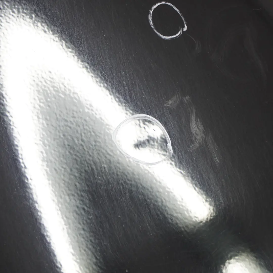 Hinten Tür Rechts Brillantschwarz - LY9B für Audi A4 B8 Avant mit Teilenummer 8K9833052D Audi A4 B8 Avant Hinten Tür Rechts Brillantschwarz - LY9B - SKU 8K9833052D-BBL - Teilenummer 8K9833052D