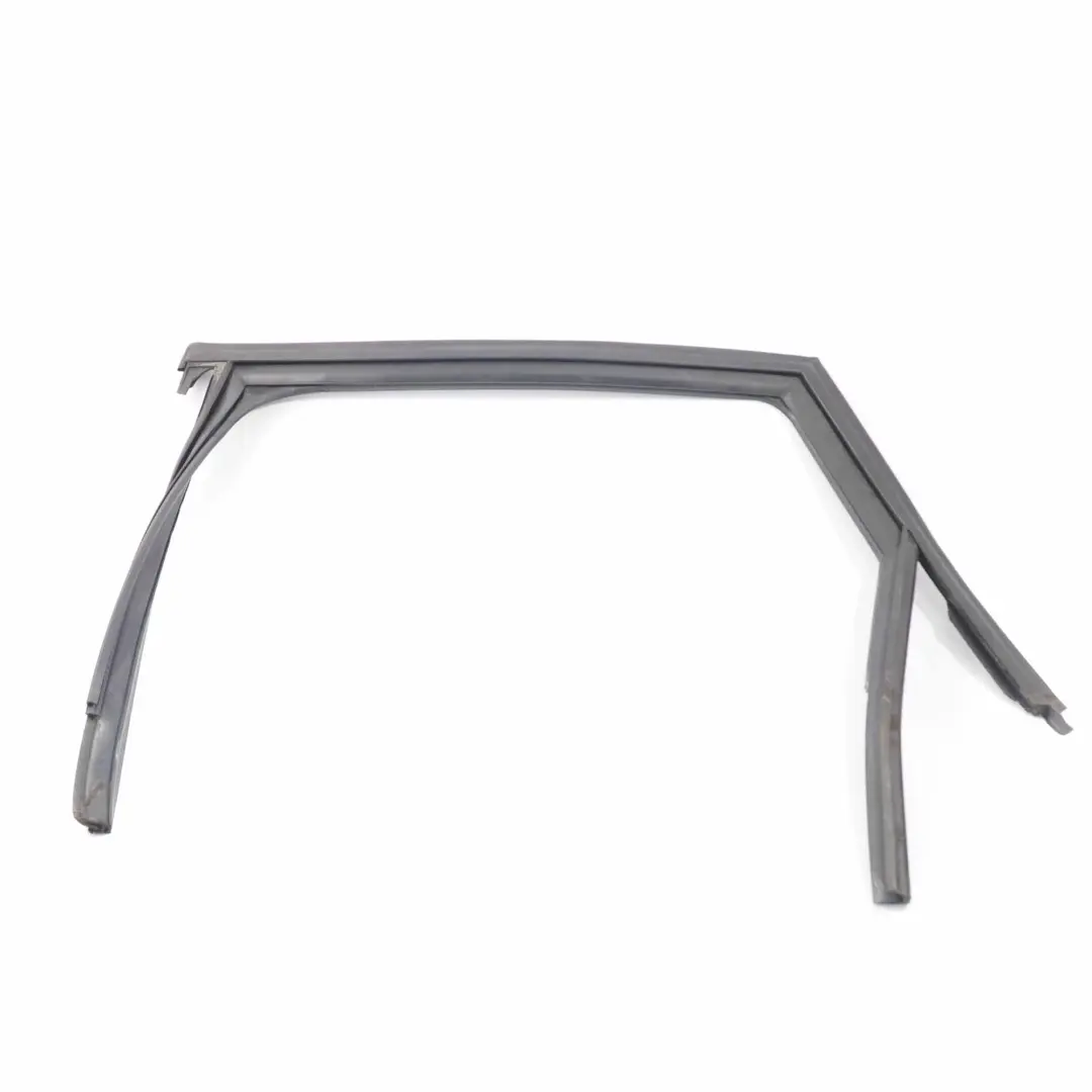 Audi A4 B8 Avant Joint vitre porte arrière gauche Joint cadre guidage - SKU 8K9839439 - Numéro de pièce 8K9839439
