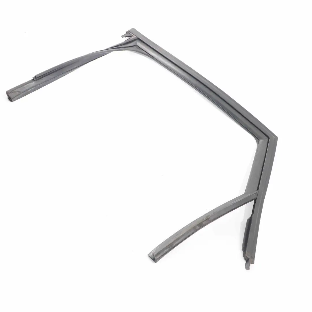 Audi A4 B8 Avant Joint vitre porte arrière gauche Joint cadre guidage - SKU 8K9839439 - Numéro de pièce 8K9839439