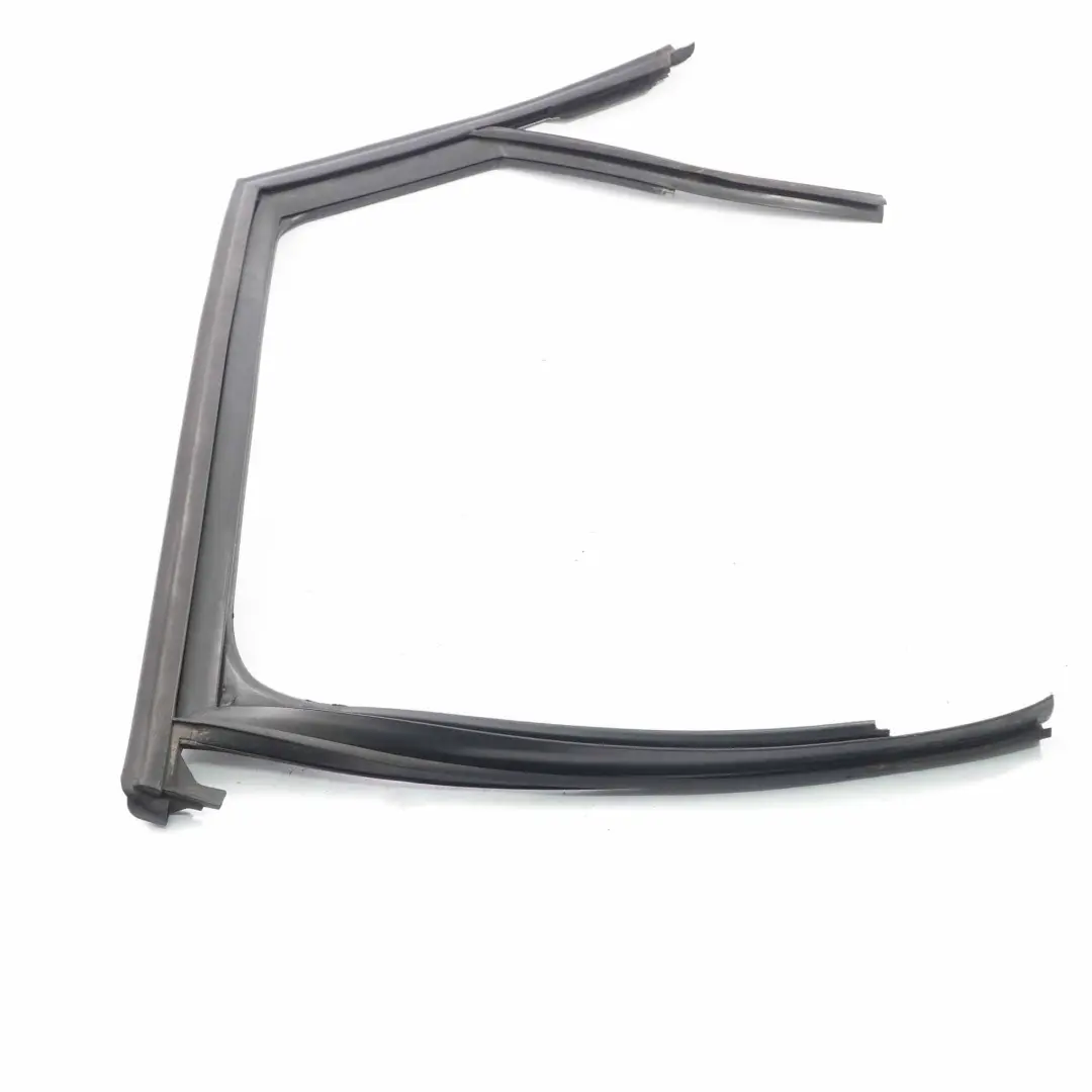 Audi A4 B8 Avant Joint vitre porte arrière gauche Joint cadre guidage - SKU 8K9839439 - Numéro de pièce 8K9839439