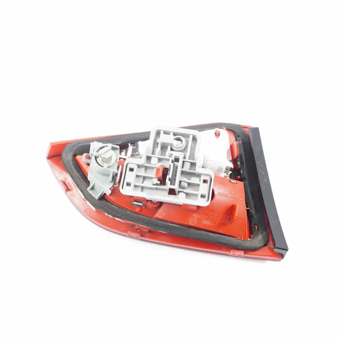 Luz Trasera Avant Luz Derecha Portón Trasero para Audi A4 B8 con número de pieza 8K9945094 Audi A4 B8 Luz Trasera Avant Luz Derecha Portón Trasero - SKU 8K9945094 - Número de pieza 8K9945094