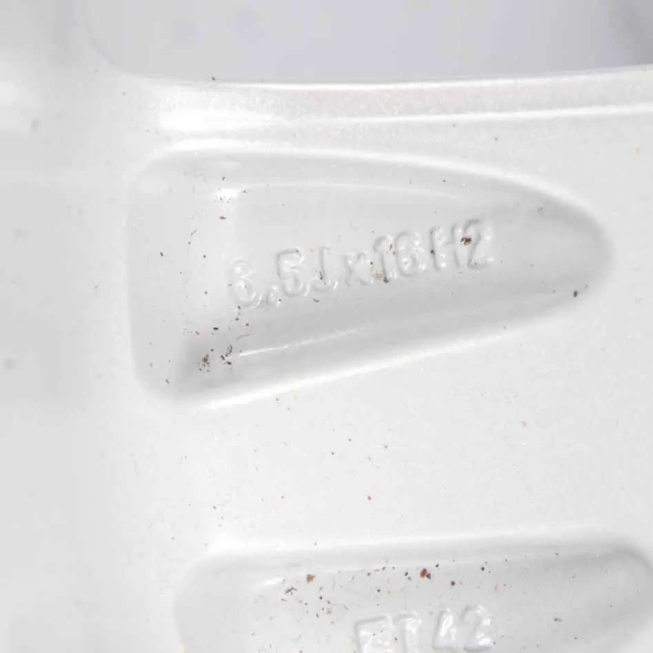 8L Silver Wheel Alloy Rim 16" ET:42 6,5J With Tyre 205/55 to Audi A3 with Part number 8L0601025K Audi A3 8L Silver Wheel Alloy Rim 16" ET:42 6,5J With Tyre 205/55 - SKU 8L0601025K - Part number 8L0601025K