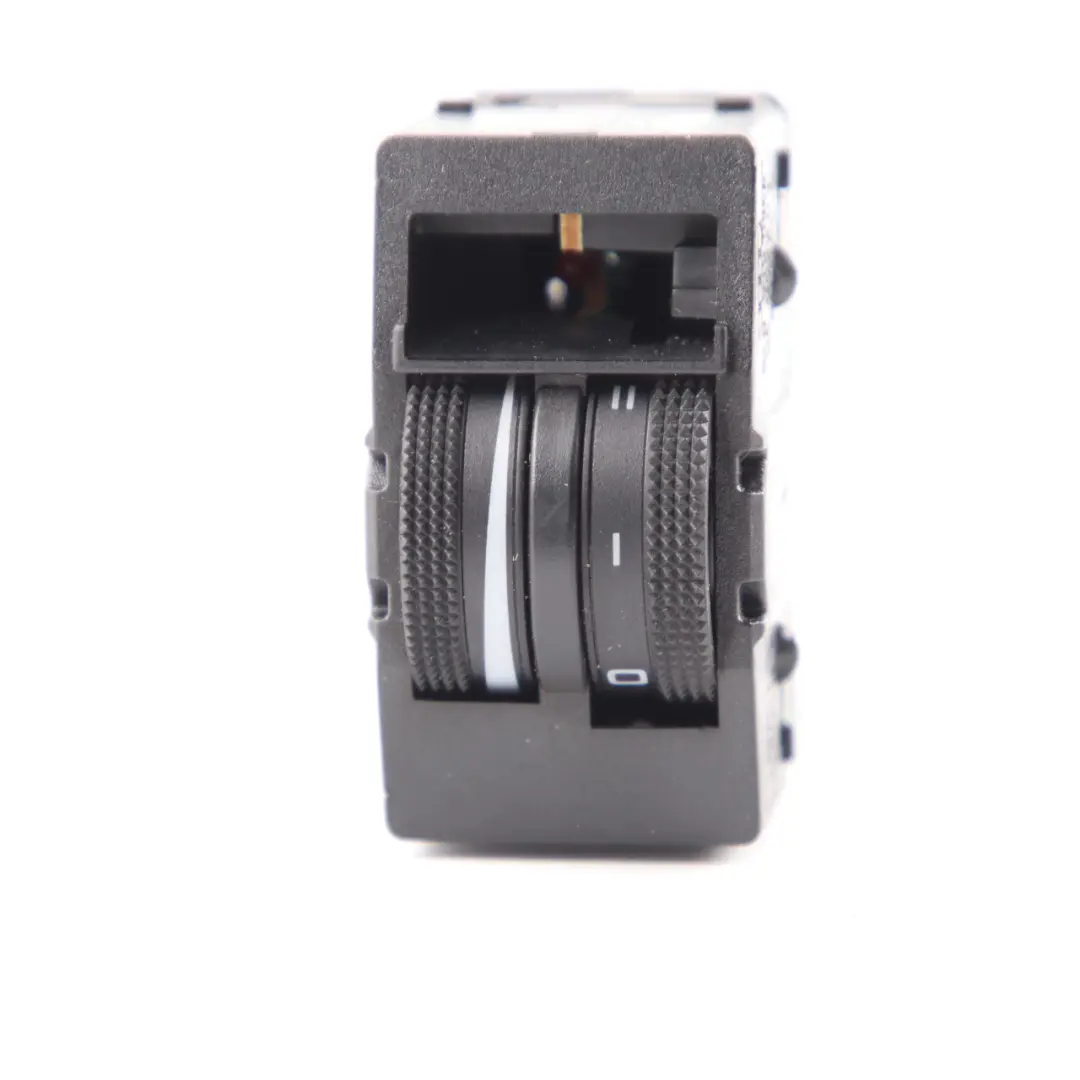 Interruptor ajuste nivel faros Unidad de control luces 96366692XT para Peugeot 3008 con número de pieza 8L0919094A Peugeot 3008 Interruptor ajuste nivel faros Unidad de control luces 96366692XT - SKU 8L0919094A - Número de pieza 8L0919094A