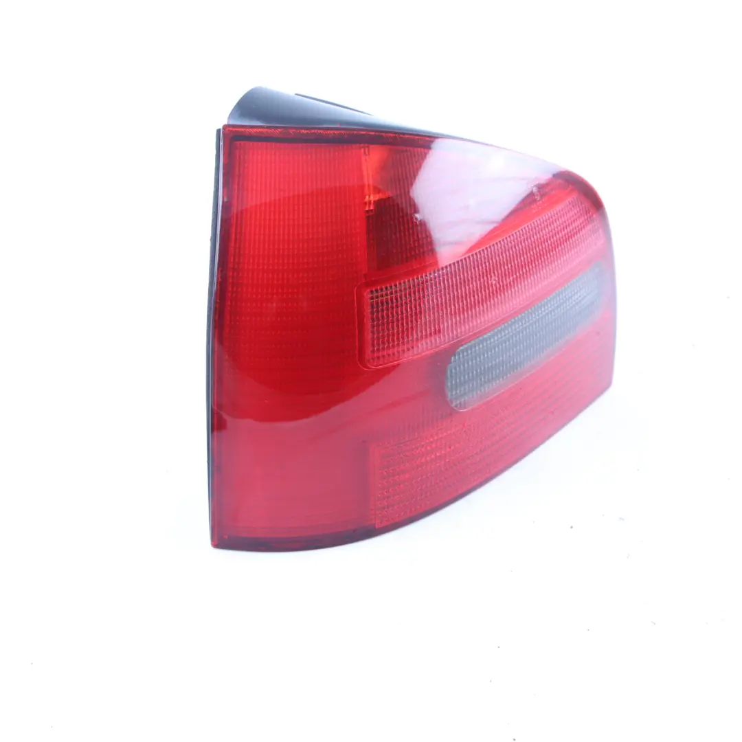 Rückleuchte links Rücklicht Seitenwand Rück licht 8K9945095 für Audi A4 B8 Avant mit Teilenummer 8L0945095 Audi A4 B8 Avant Rückleuchte links Rücklicht Seitenwand Rück licht 8K9945095 - SKU 8L0945095 - Teilenummer 8L0945095