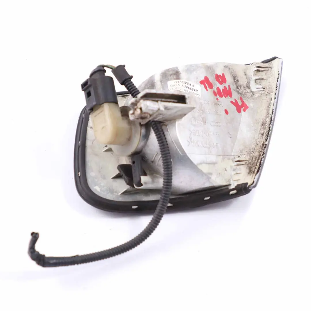 8L faro indicatore di direzione anteriore destro lampada per Audi A3 con numero di parte 8L0953050 Audi A3 8L faro indicatore di direzione anteriore destro lampada - SKU 8L0953050 - Numero di parte 8L0953050