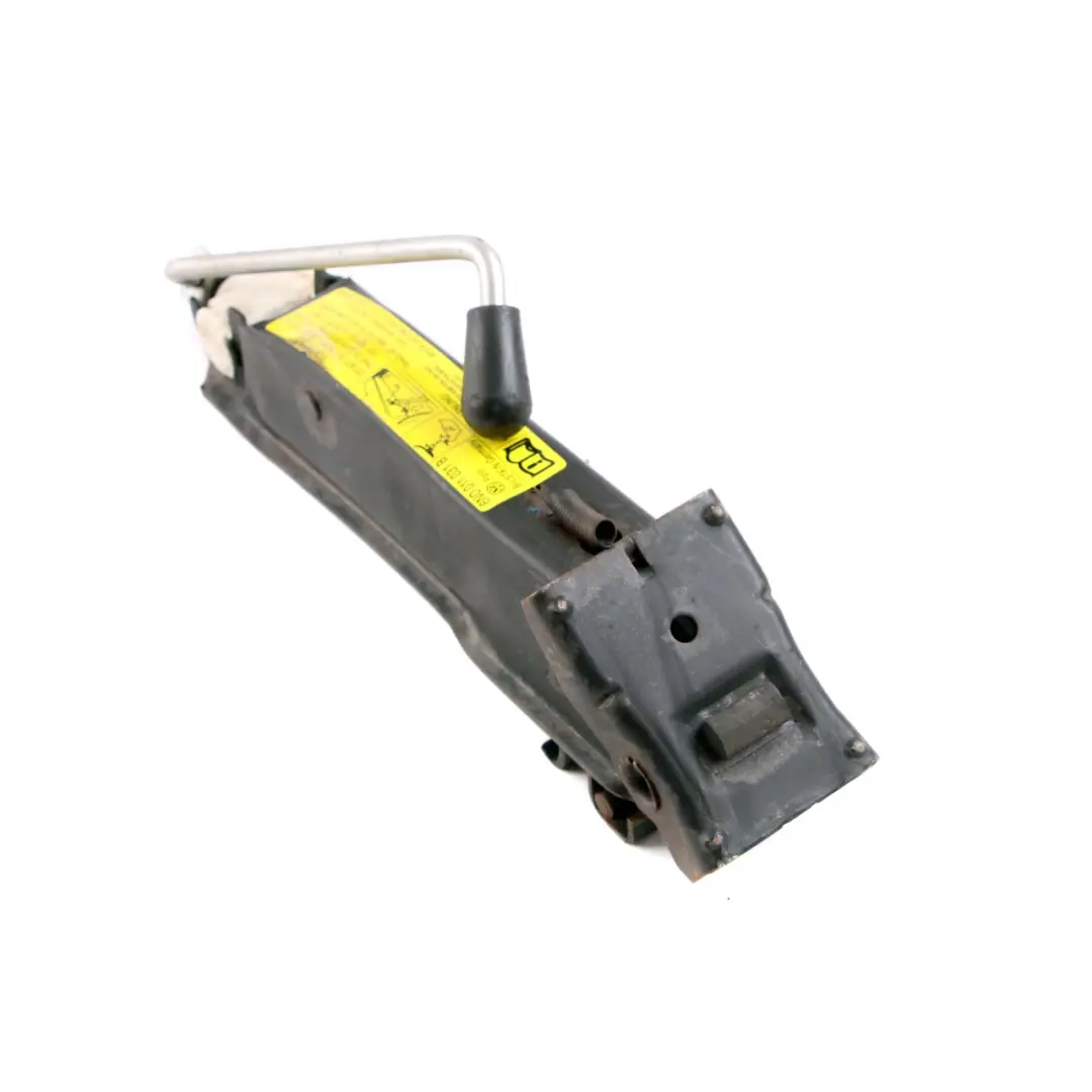 Emergency Car Lifting Spare Jack Tool to Audi A3 Volkswagen Golf MK7 with Part number 8N0 011 031 B Audi A3 Volkswagen Golf MK7 Emergency Car Lifting Spare Jack Tool - SKU 8N0 011 031 B - Part number 8N0 011 031 B