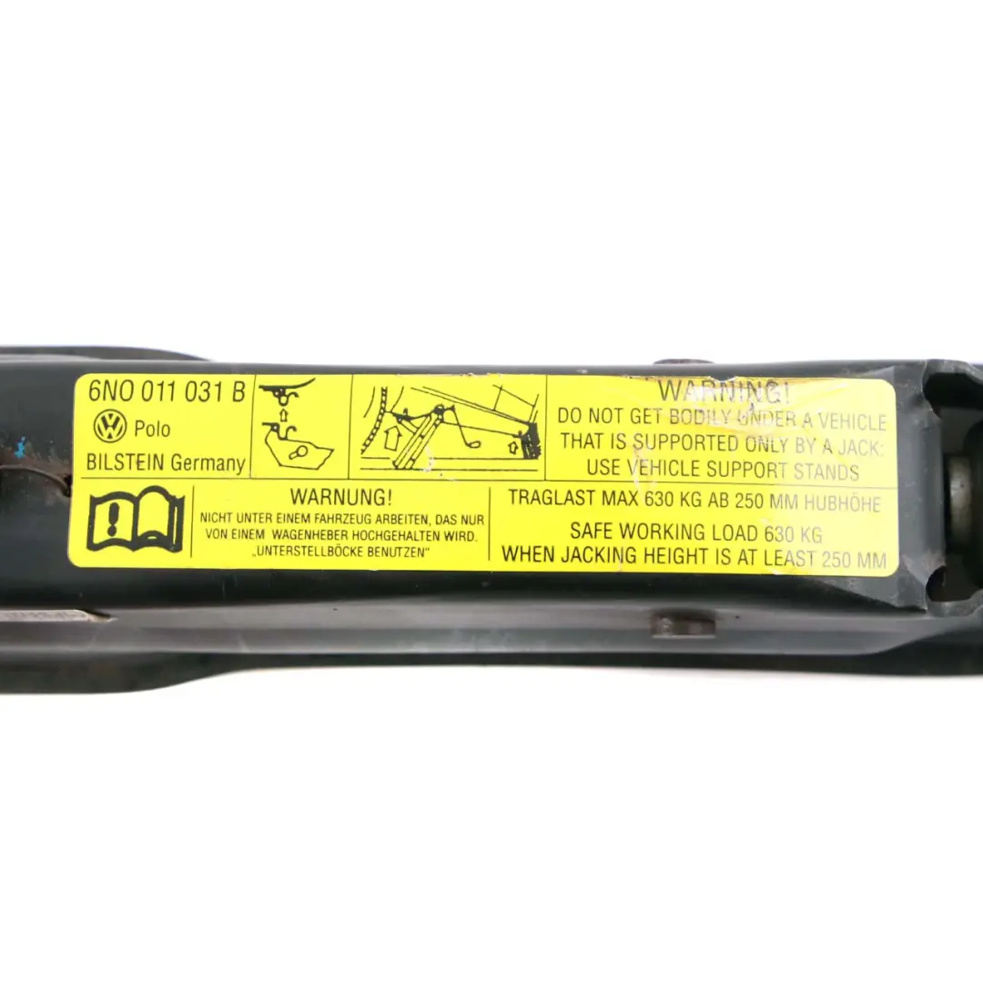 Emergency Car Lifting Spare Jack Tool to Audi A3 Volkswagen Golf MK7 with Part number 8N0 011 031 B Audi A3 Volkswagen Golf MK7 Emergency Car Lifting Spare Jack Tool - SKU 8N0 011 031 B - Part number 8N0 011 031 B