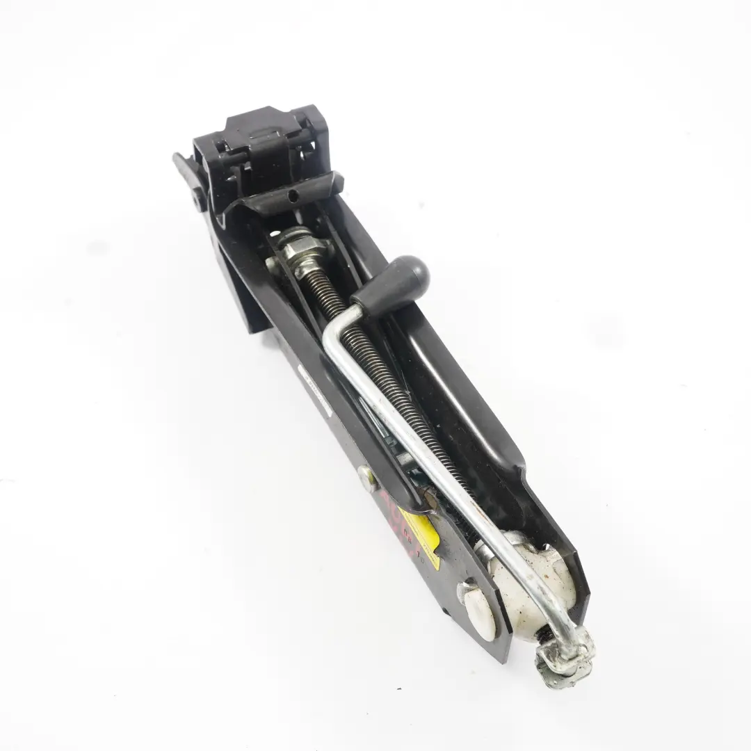Audi A3 8P VW Golf Mk5 Emergency Car Lifting Spare Jack Tool - SKU 8P0 011 031C - Part number 8P0 011 031C