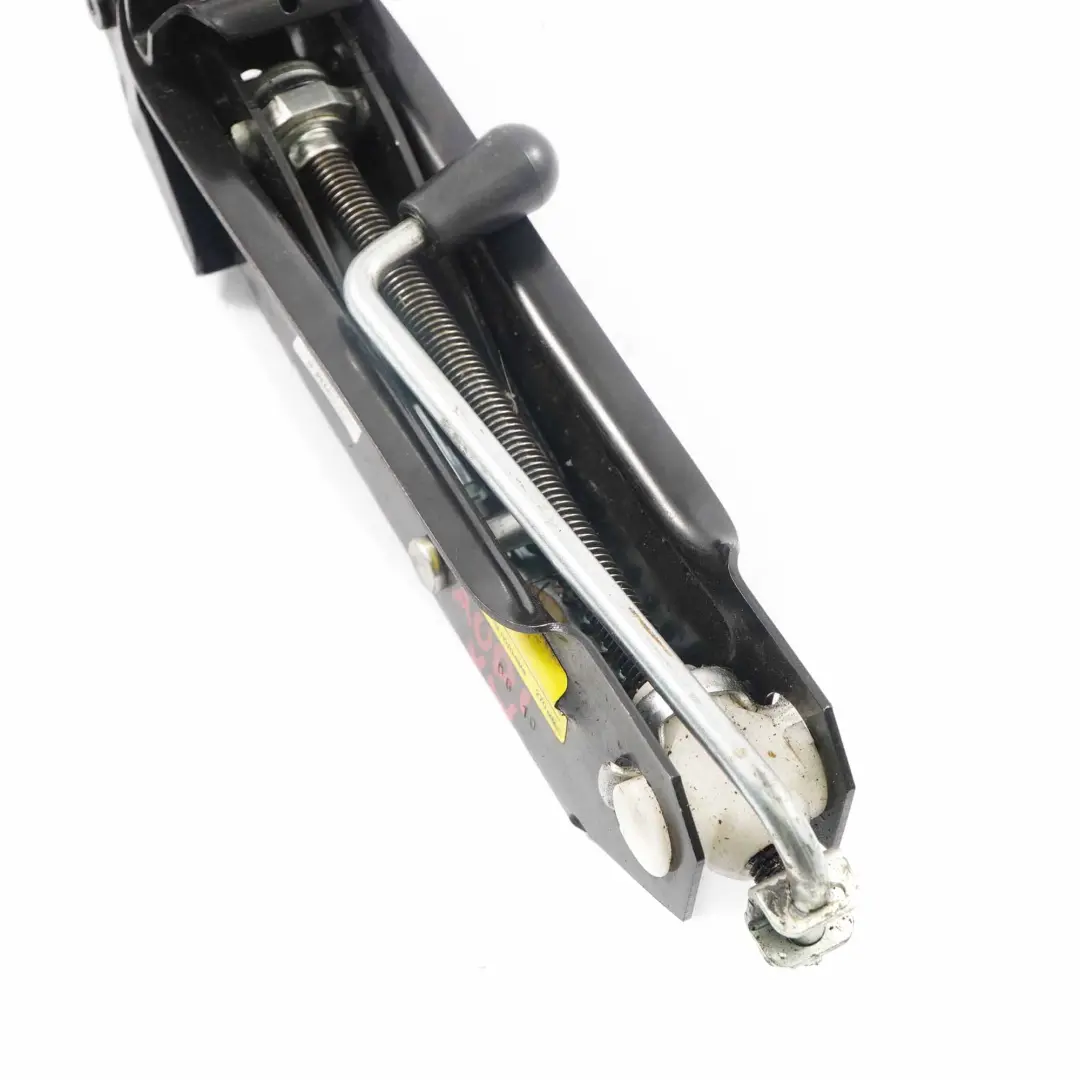 Audi A3 VW Golf V Cric De Voiture - SKU 8P0 011 031C - Numéro de pièce 8P0 011 031C