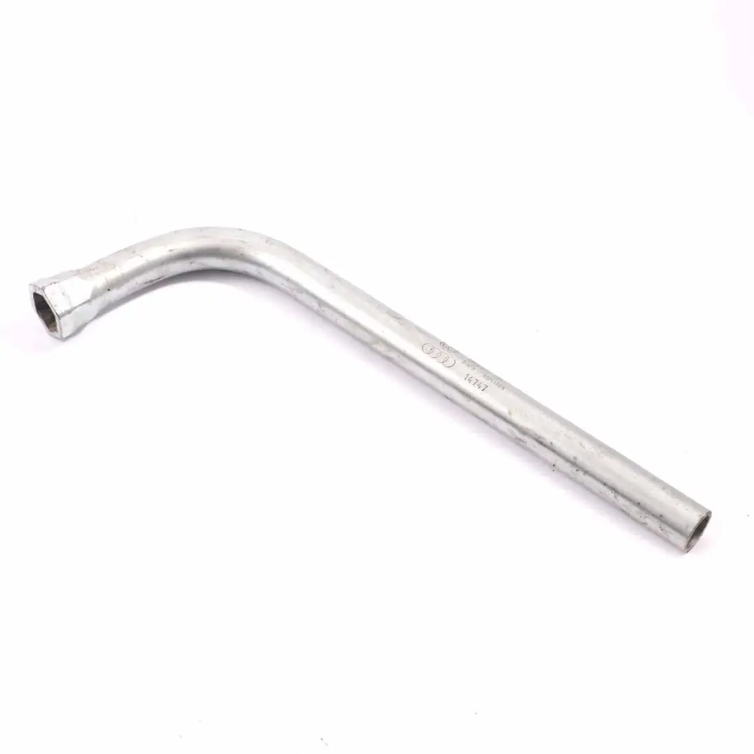 Soporte de rueda de repuesto Kit de herramientas para Audi A3 8P con número de pieza 8P0012109E Audi A3 8P Soporte de rueda de repuesto Kit de herramientas - SKU 8P0012109E - Número de pieza 8P0012109E