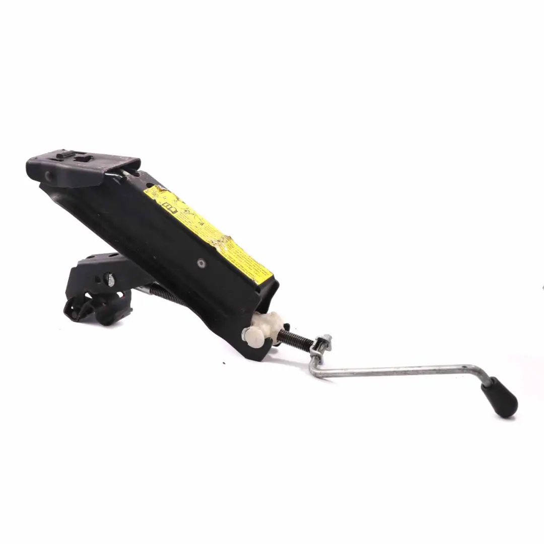 Audi A3 8P Support de roue de secours Cric de levage Kit d'outils - SKU 8P0012109E - Numéro de pièce 8P0012109E