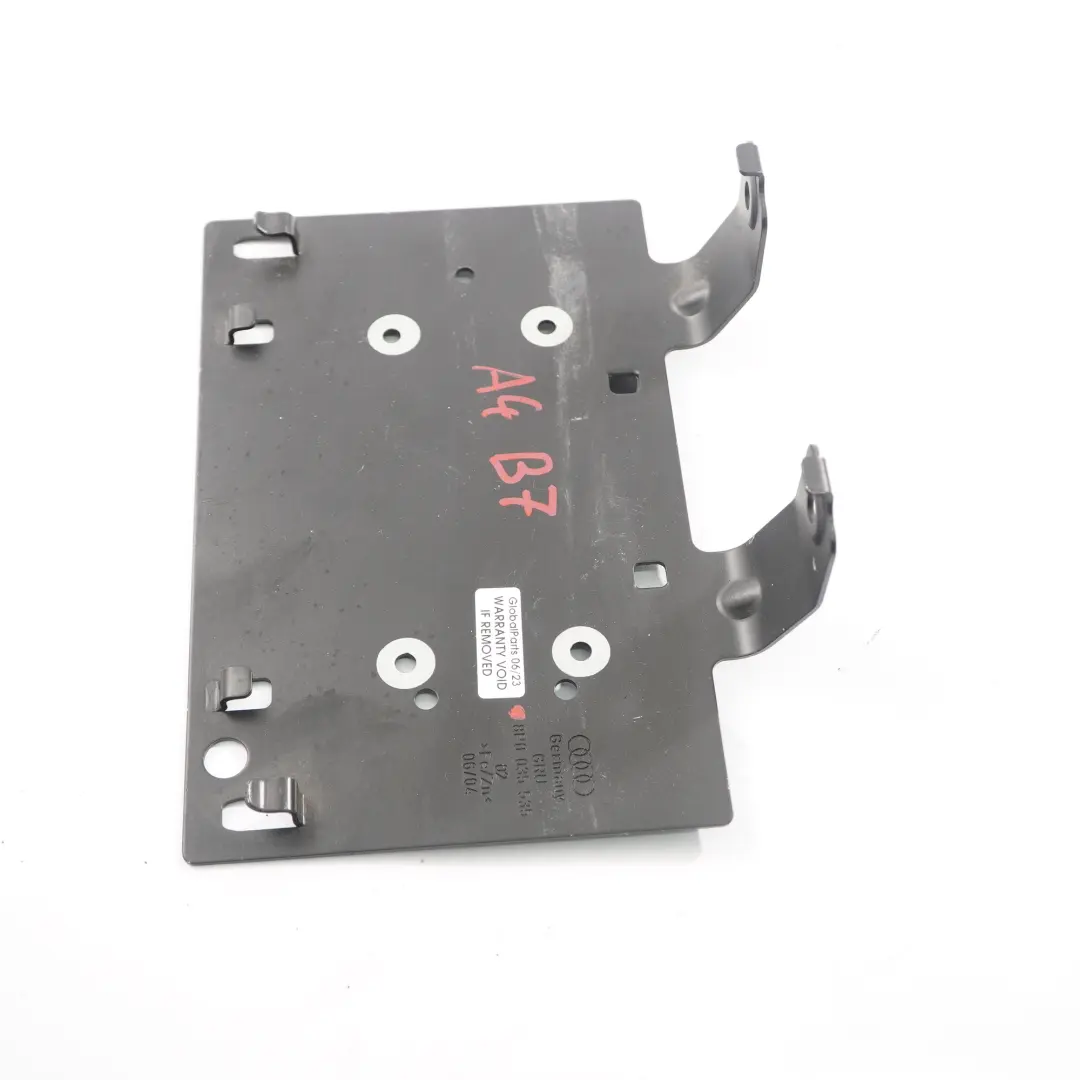 Verstärker Halterung Antenne Antennenmodul Halterung für Audi A4 B7 mit Teilenummer 8P0035535 Audi A4 B7 Verstärker Halterung Antenne Antennenmodul Halterung - SKU 8P0035535 - Teilenummer 8P0035535