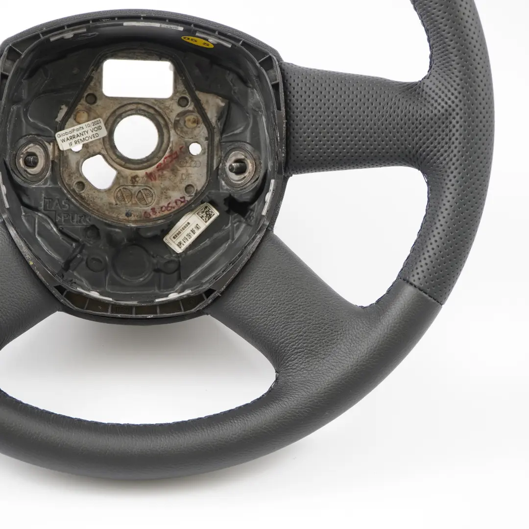 NUEVO Volante de cuero negro para Audi A4 B7 con número de pieza 8P0419091BF Audi A4 B7 NUEVO Volante de cuero negro - SKU 8P0419091BF-1 - Número de pieza 8P0419091BF