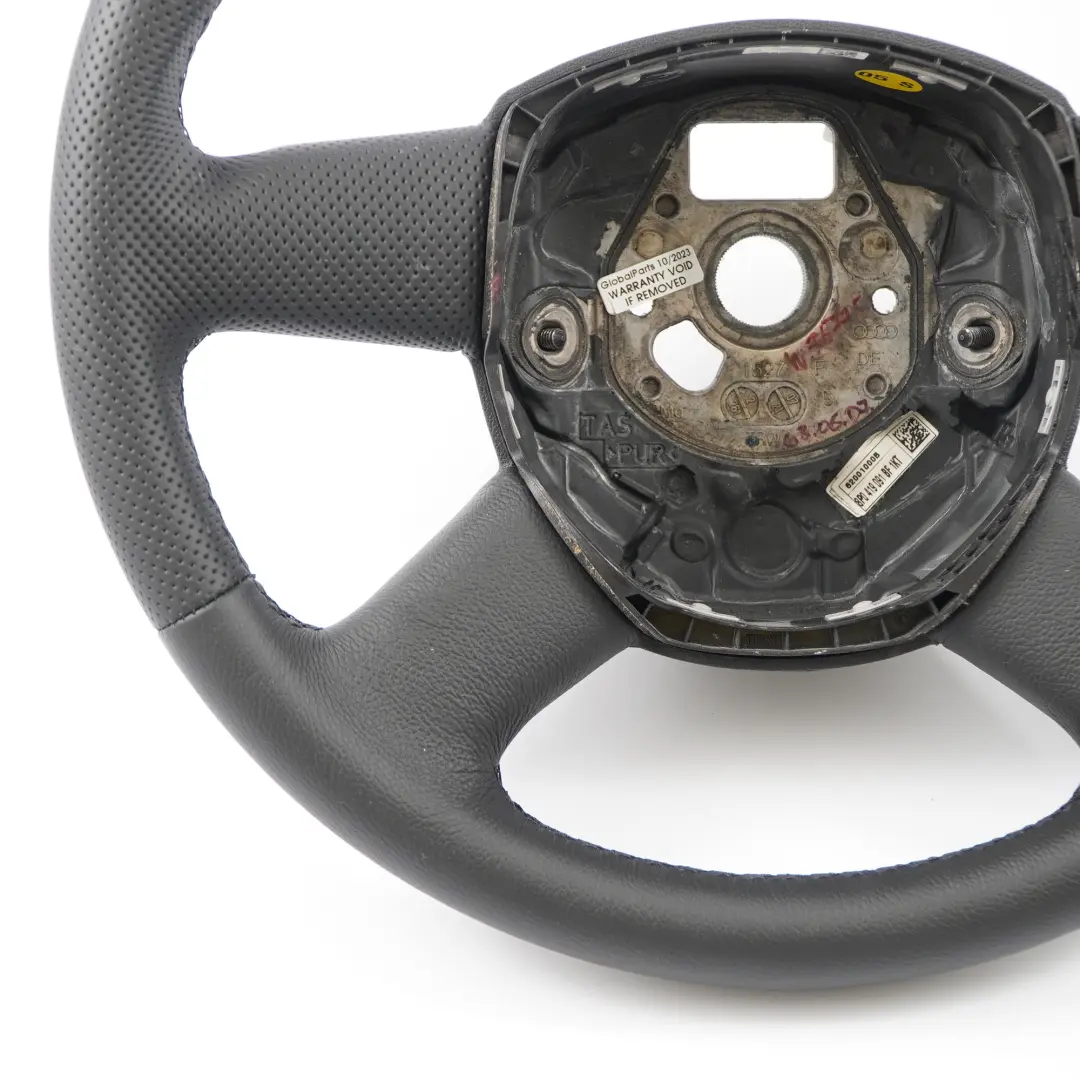 Volant en cuir noir pour Audi A4 B7 NEW à propos du numéro de pièce 8P0419091BF Audi A4 B7 NEW Volant en cuir noir - SKU 8P0419091BF-1 - Numéro de pièce 8P0419091BF