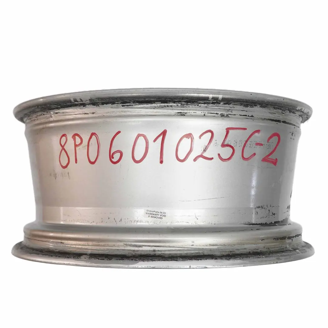 Cerchio in lega argento 17" ET:56 7,5J per Audi A3 8P con numero di parte 8P0601025C Audi A3 8P Cerchio in lega argento 17" ET:56 7,5J - SKU 8P0601025C-2 - Numero di parte 8P0601025C