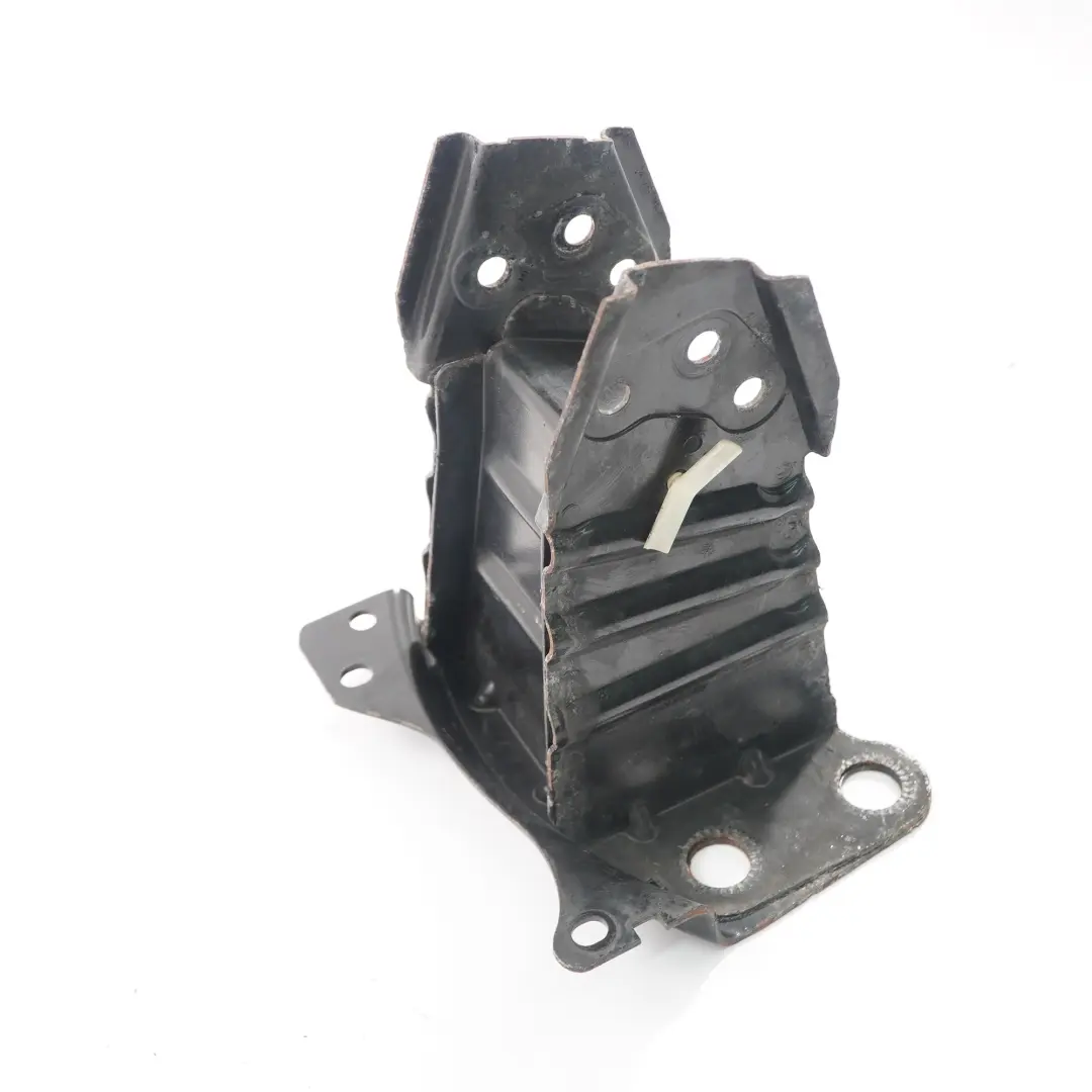 Pare-chocs avant Barre d'impact Absorbeur gauche Support pour Audi A3 8P à propos du numéro de pièce 8P0807133 Audi A3 8P Pare-chocs avant Barre d'impact Absorbeur gauche Support - SKU 8P0807133 - Numéro de pièce 8P0807133