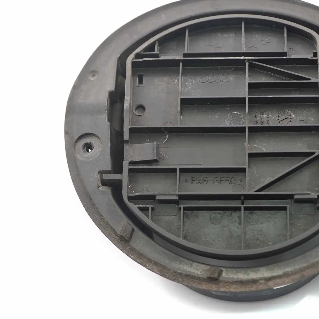Audi A3 8P Couvercle de trappe à carburant Boîtier montage porte-pot - SKU 8P0809999C - Numéro de pièce 8P0809999C