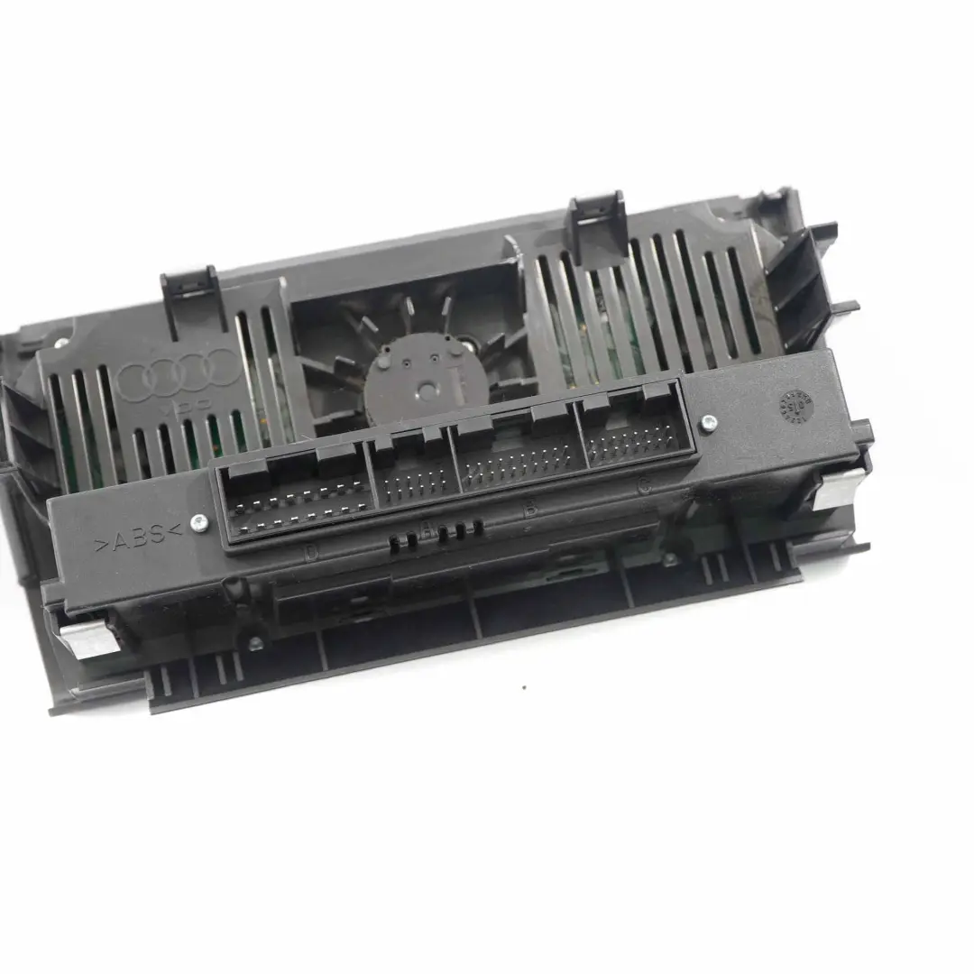 Audi A3 8P Chauffage Climatisation Unité A/C Panneau de commutation - SKU 8P0820043H - Numéro de pièce 8P0820043H