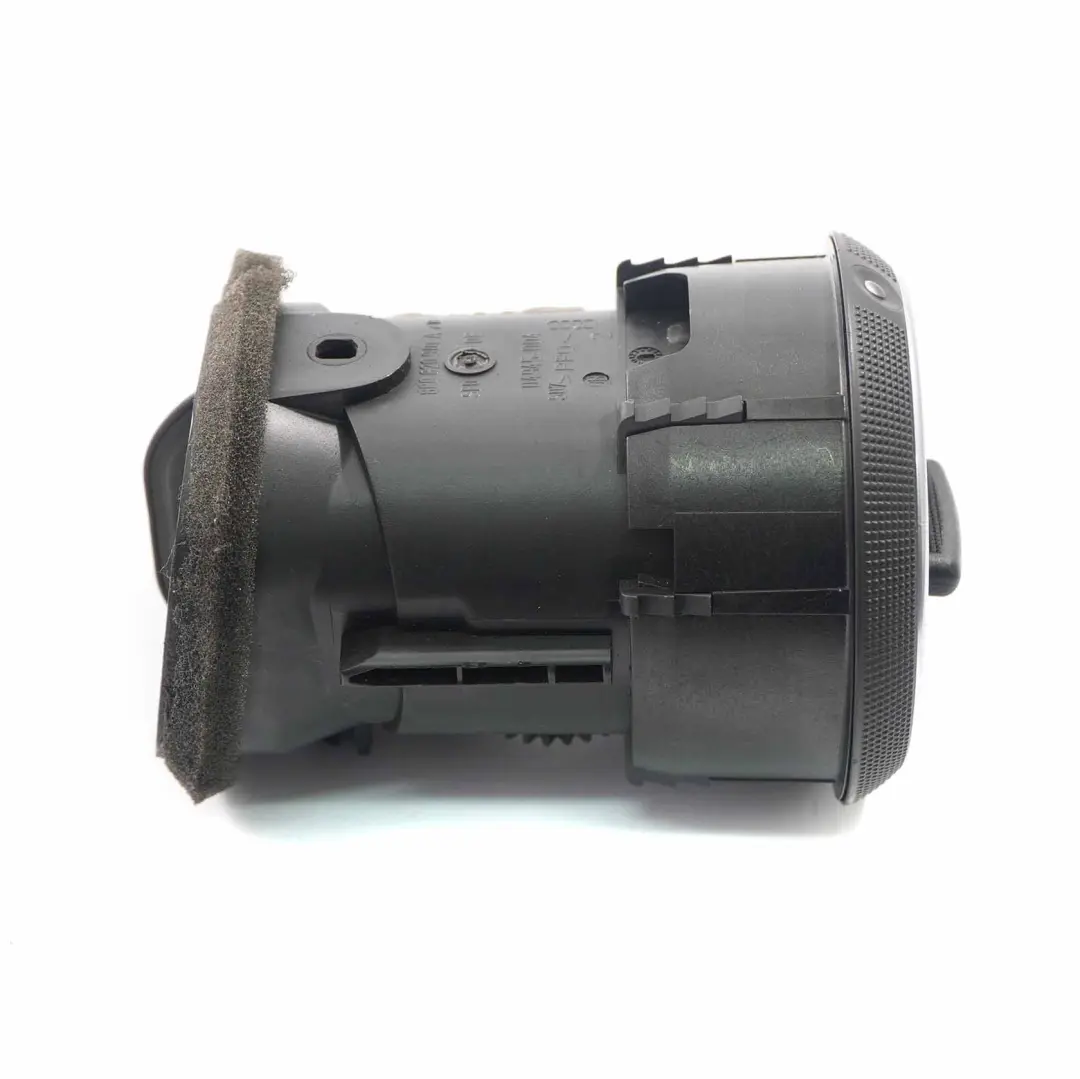 Audi A3 8P Rejilla de ventilación - SKU 8P0820901A - Número de pieza 8P0820901A