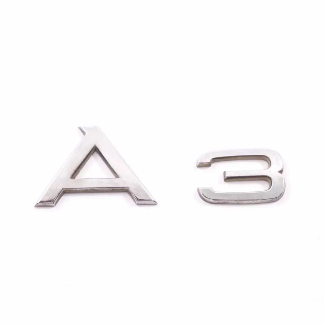 Audi A3 8P Emblema Maletero Maletero Trasero Adherido Insignia Logotipo - SKU 8P0853741 - Número de pieza 8P0853741