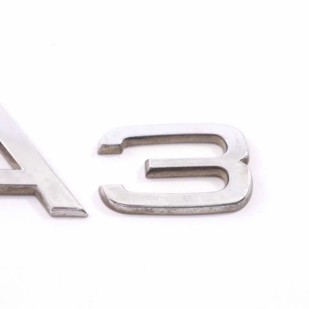 Kofferraum Emblem Heckklappe aufgeklebtes Abzeichen Logo für Audi A3 8P mit Teilenummer 8P0853741 Audi A3 8P Kofferraum Emblem Heckklappe aufgeklebtes Abzeichen Logo - SKU 8P0853741 - Teilenummer 8P0853741