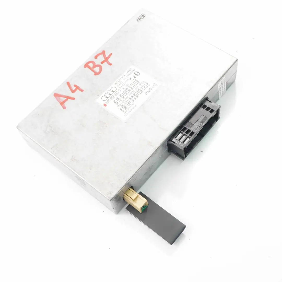 Bluetooth Module Interface Control Unit Hands Free to Audi A4 B7 with Part number 8P0862335D Audi A4 B7 Bluetooth Module Interface Control Unit Hands Free - SKU 8P0862335D - Part number 8P0862335D