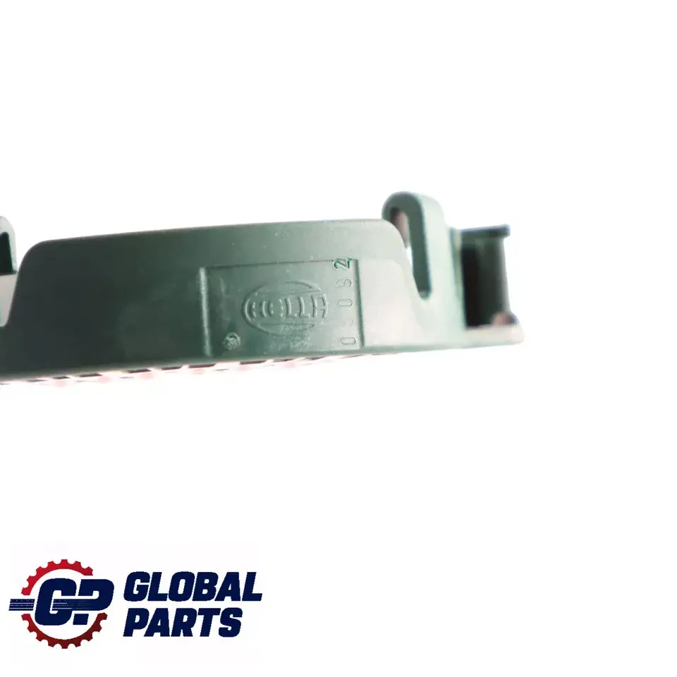Lámpara Frontal Anillo retención Izquierda Derecha para Audi A6 C7 Xenon con número de pieza 8P0941621 Audi A6 C7 Xenon Lámpara Frontal Anillo retención Izquierda Derecha - SKU 8P0941621 - Número de pieza 8P0941621