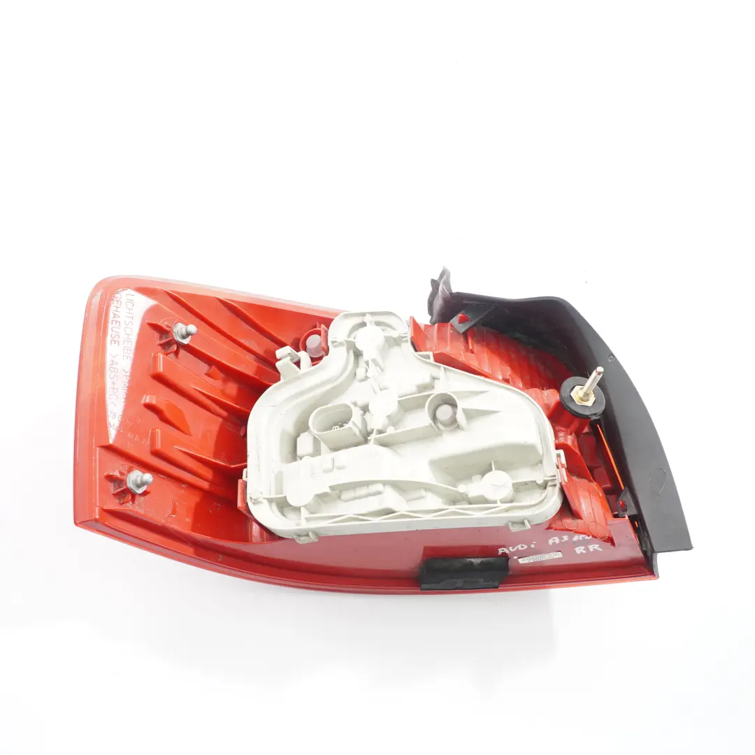 Lamp Right O/S Tail Light Side Panel TailLight to Audi A3 8P Rear with Part number 8P0945096A Audi A3 8P Rear Lamp Right O/S Tail Light Side Panel TailLight - SKU 8P0945096A - Part number 8P0945096A