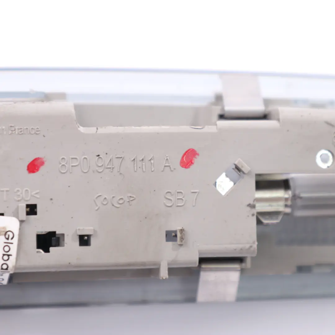 Luz Techo Audi A3 8P A4 B7 Luz de Lectura Trasera Panel Interior para con número de pieza 8P0947111A Luz Techo Audi A3 8P A4 B7 Luz de Lectura Trasera Panel Interior - SKU 8P0947111A - Número de pieza 8P0947111A