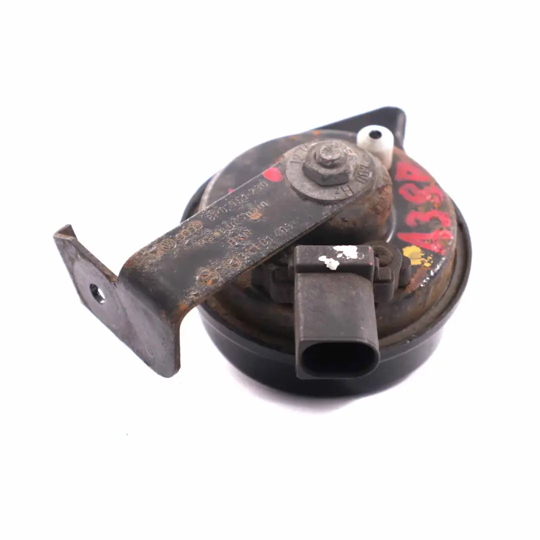 Bocina Señal Fanfarria Tono Alto para Audi A3 8P con número de pieza 8P0951230 Audi A3 8P Bocina Señal Fanfarria Tono Alto - SKU 8P0951230 - Número de pieza 8P0951230