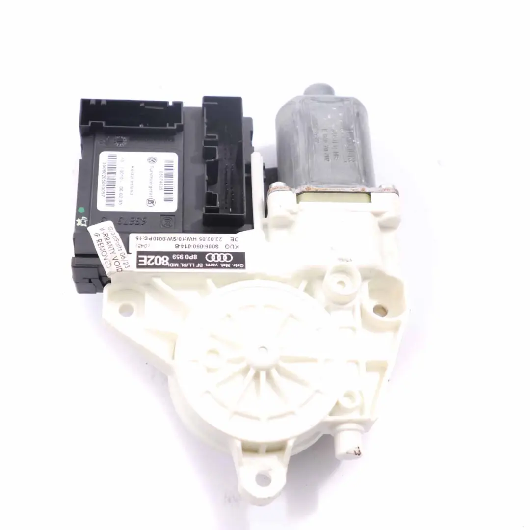 Fensterhebermotor Tür vorne rechts Antrieb elektrisch für Audi A3 8P mit Teilenummer 8P0959802E Audi A3 8P Fensterhebermotor Tür vorne rechts Antrieb elektrisch - SKU 8P0959802E - Teilenummer 8P0959802E