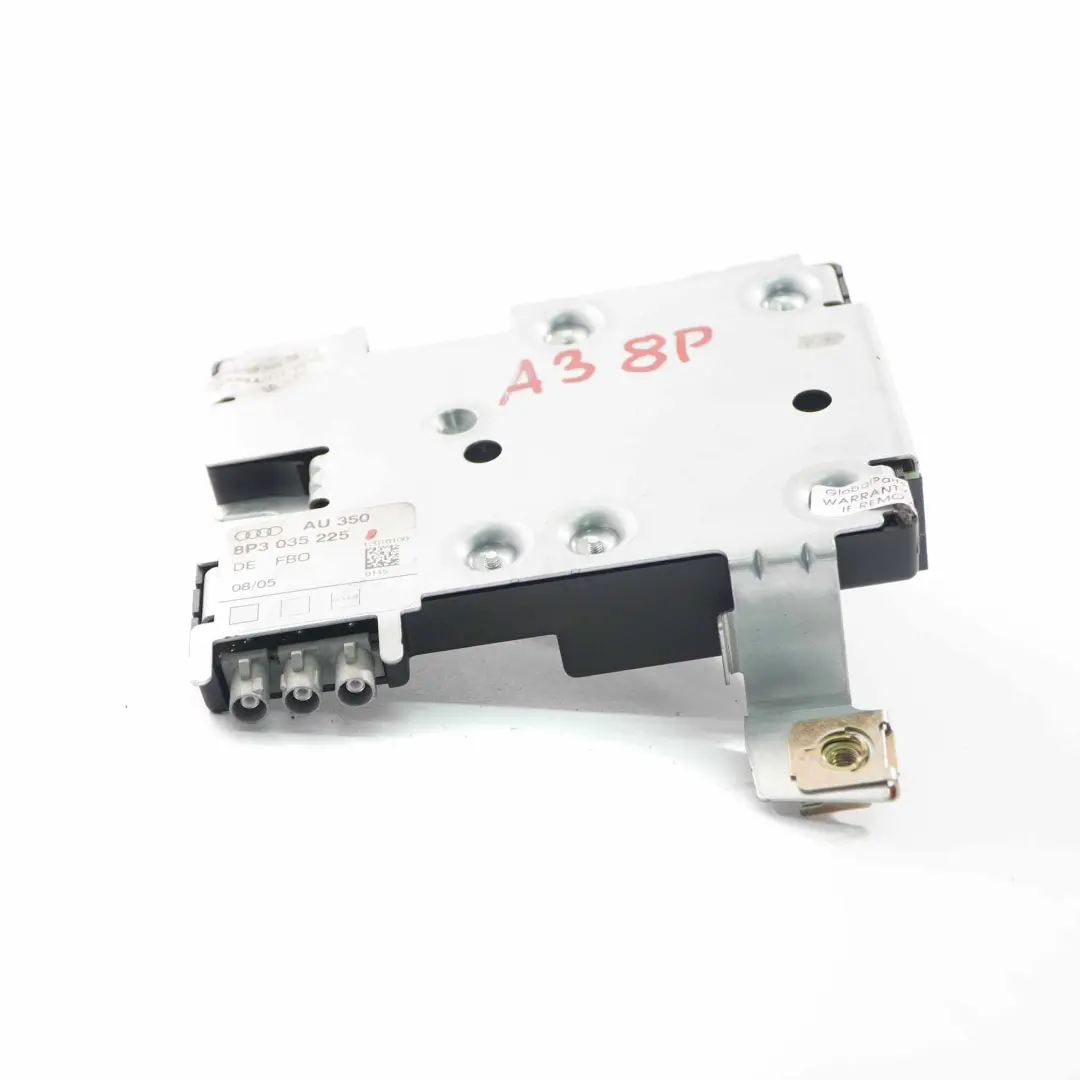 Wzmacniacz Anteny Antenowy do Audi A3 8P o numerze 8P3035225 Audi A3 8P Wzmacniacz Anteny Antenowy - SKU 8P3035225 - Numer Części 8P3035225