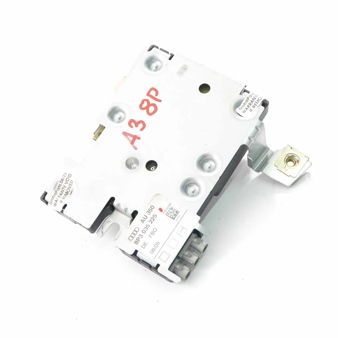 Antenna Amplifier Aerial Module Booster Control Unit to Audi A3 8P with Part number 8P3035225 Audi A3 8P Antenna Amplifier Aerial Module Booster Control Unit - SKU 8P3035225 - Part number 8P3035225