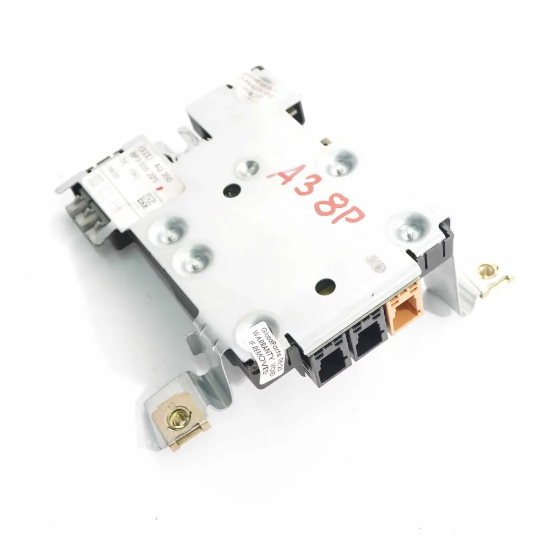 Audi A3 8P Antenna Amplifier Aerial Module Booster Control Unit - SKU 8P3035225 - Part number 8P3035225