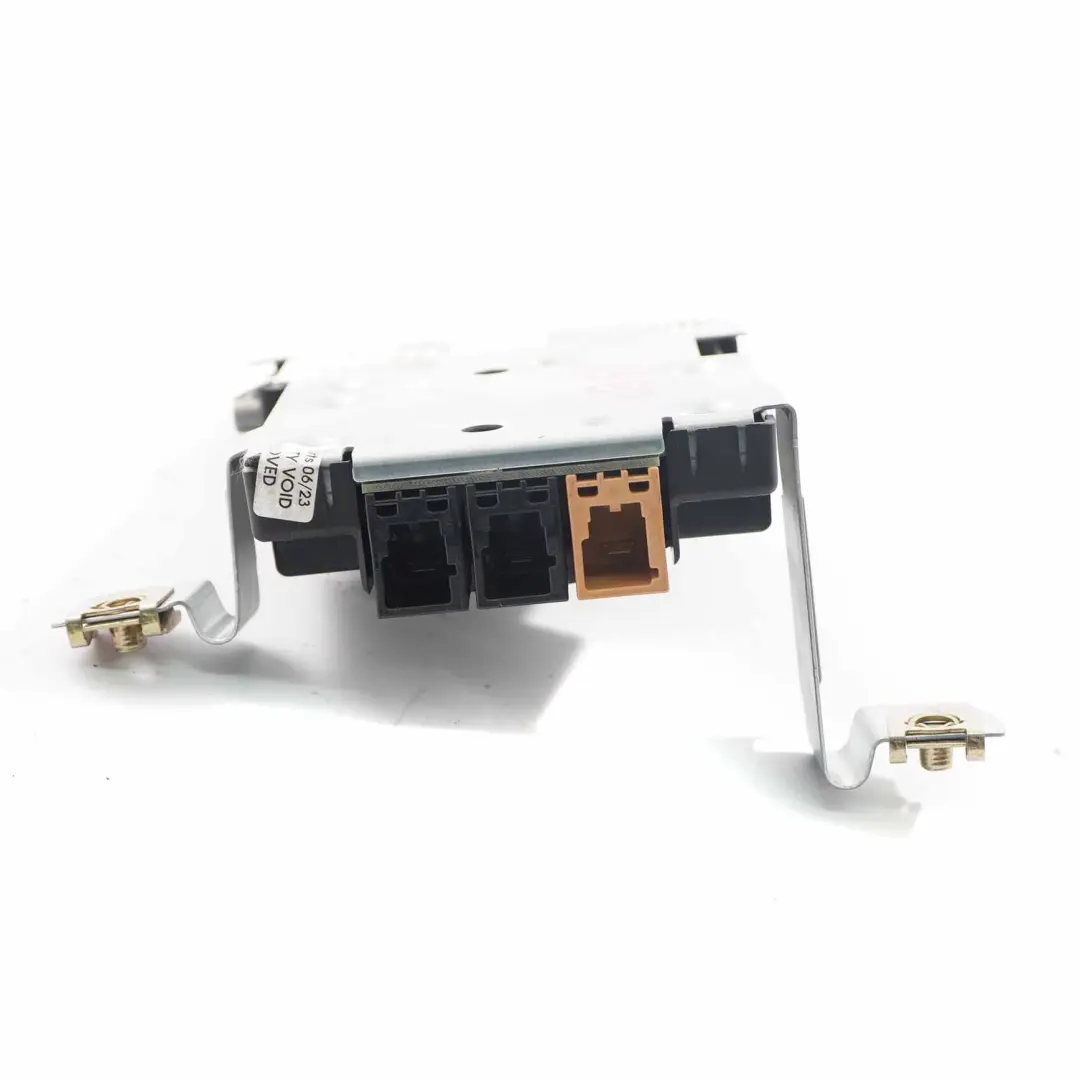 Modulo Amplificatore Antenna Unità Controllo Booster per Audi A3 8P con numero di parte 8P3035225 Audi A3 8P Modulo Amplificatore Antenna Unità Controllo Booster - SKU 8P3035225 - Numero di parte 8P3035225