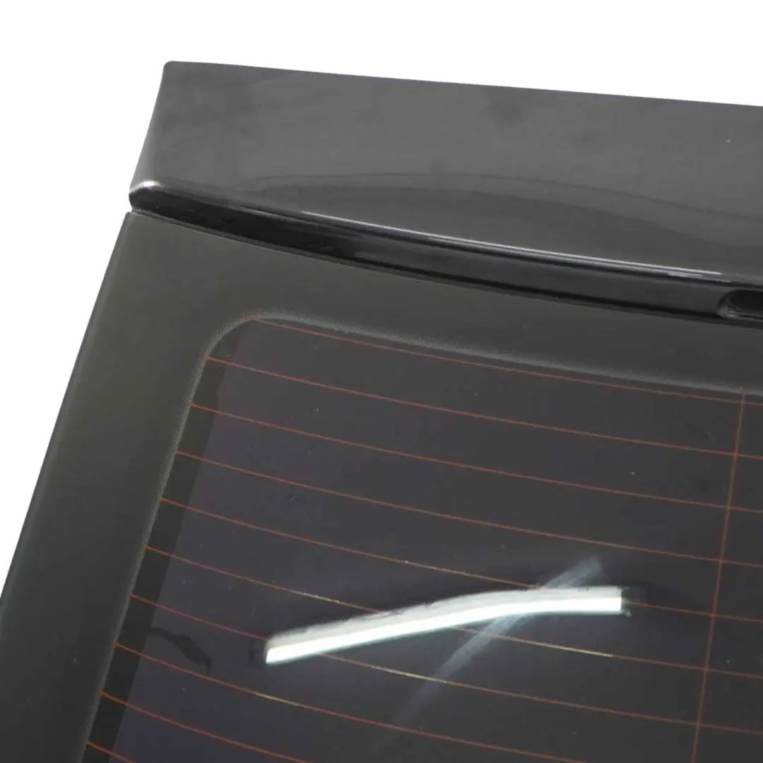 Klapa Bagażnika Ebony Black Pearl LZ9W do Audi A3 8P o numerze 8P3827023AC Audi A3 8P Klapa Bagażnika Ebony Black Pearl LZ9W - SKU 8P3827023AC-ESC - Numer Części 8P3827023AC