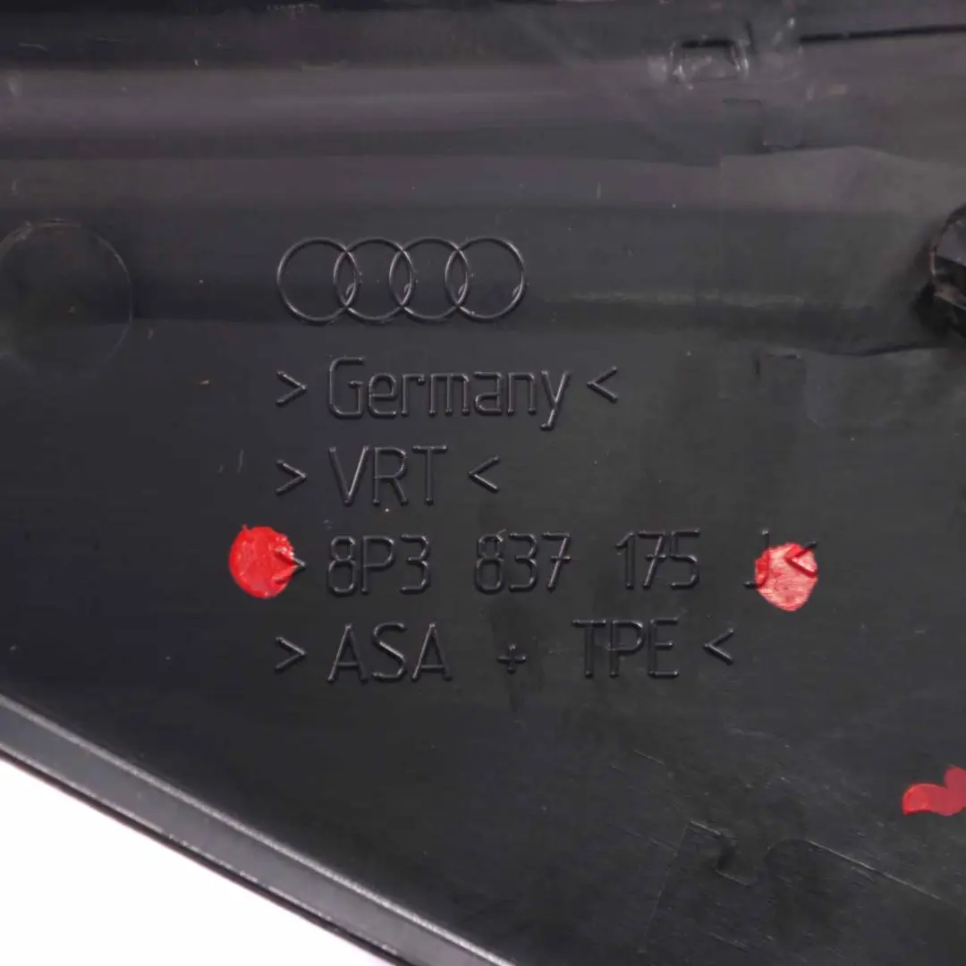 Audi A3 8P Moulure Porte Couvercle de Rétroviseur Intérieur Avant Gauche - SKU 8P3837175 - Numéro de pièce 8P3837175