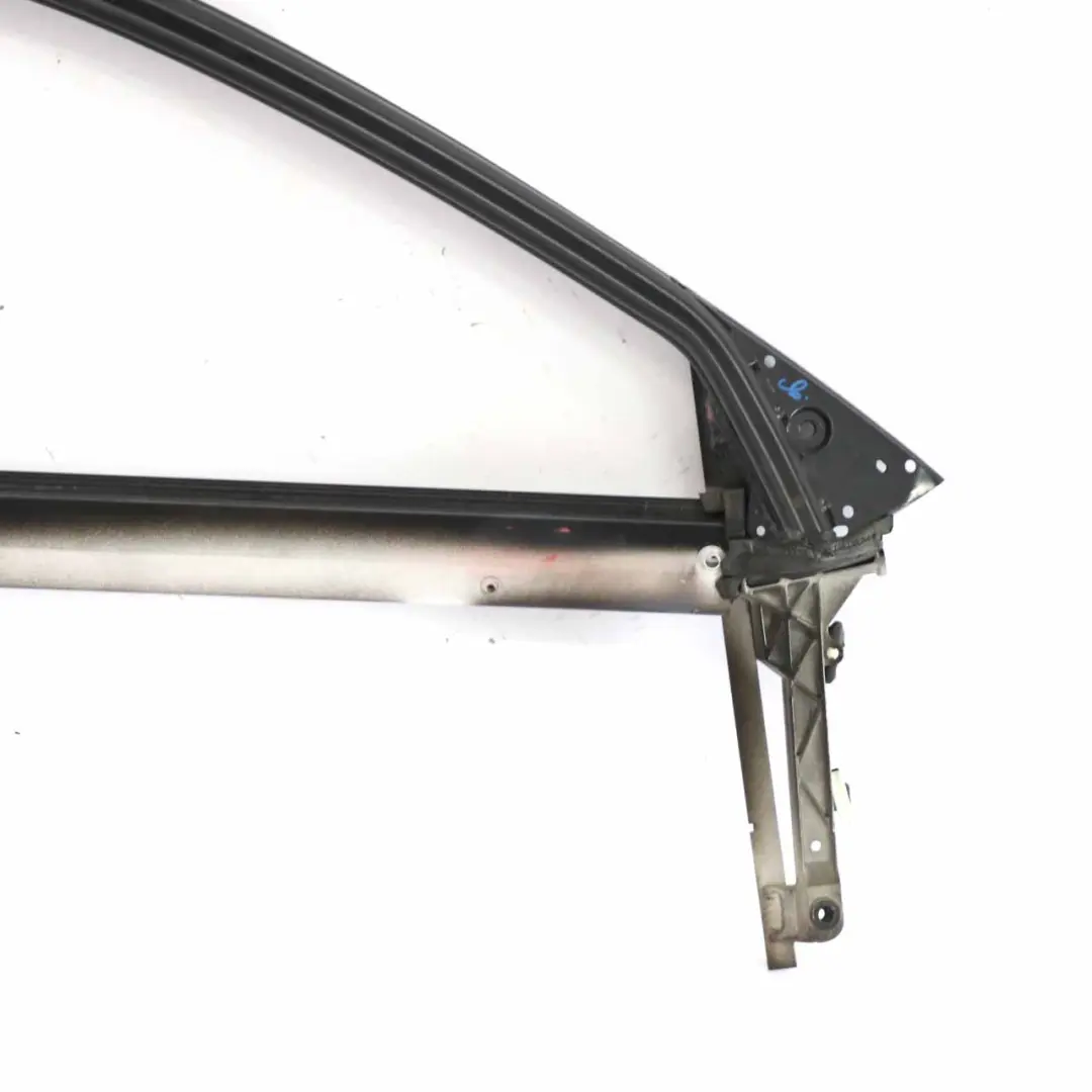 Audi A3 8P Puerta Ventana Vidrio Marco Delantero Izquierdo Surround - SKU 8P3837629A - Número de pieza 8P3837629A