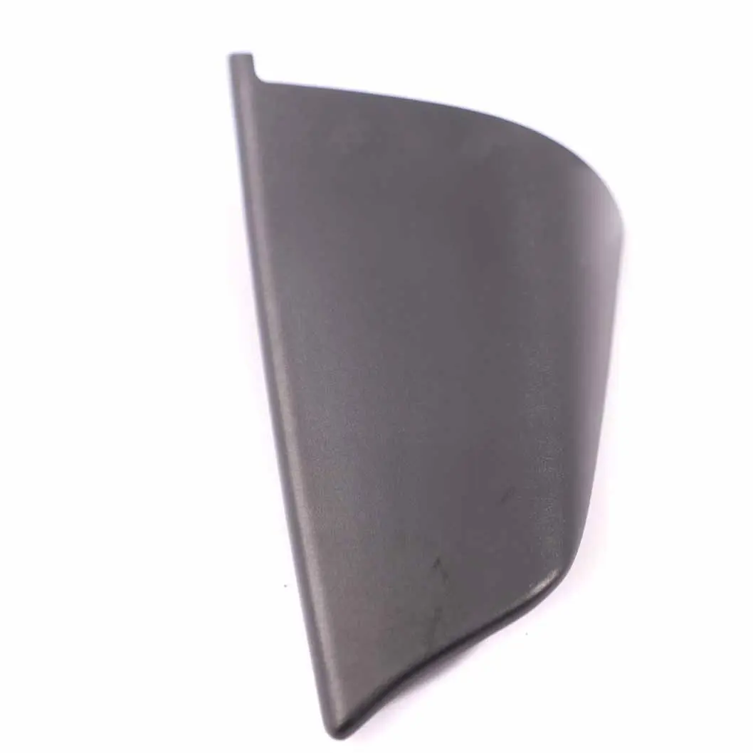 Audi A3 8P Triángulo Tapa Embellecedor Puerta Delantera Derecha Negro - SKU 8P3857506A - Número de pieza 8P3857506A
